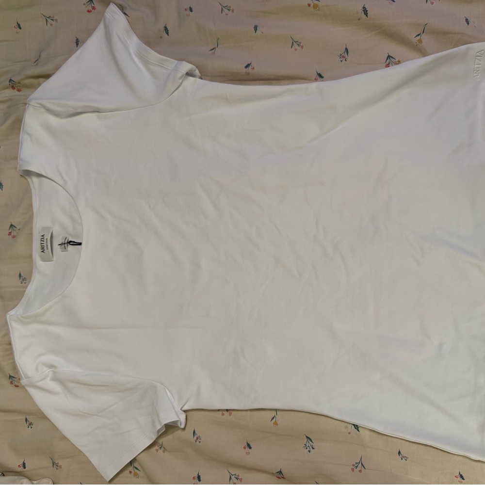 Aritzia contour top